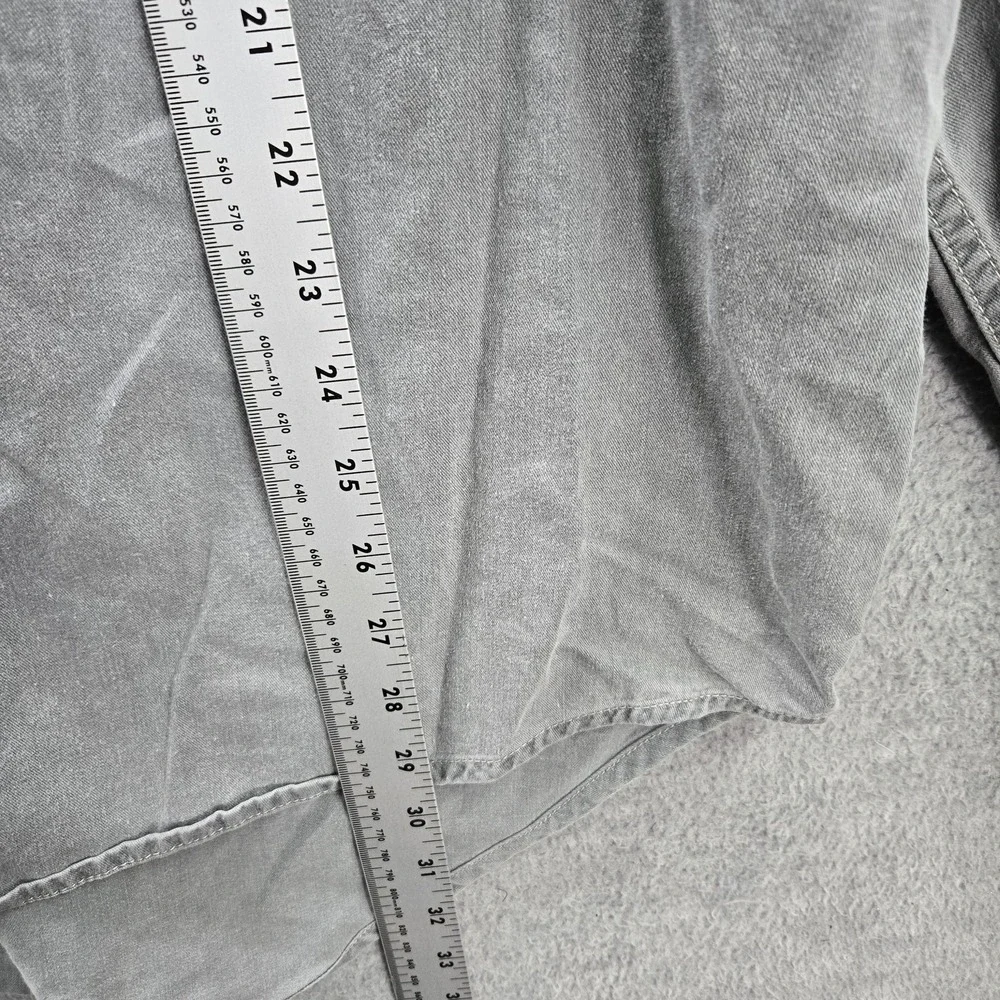 VINTAGE Levi's Men Button Up Shirt XL Gray Denim Long‎ Sleeve 90s